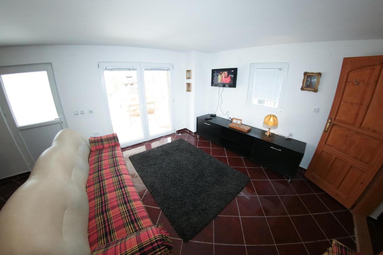 Chalets & Rooms Carda Sebesfok Bezdan Exterior foto